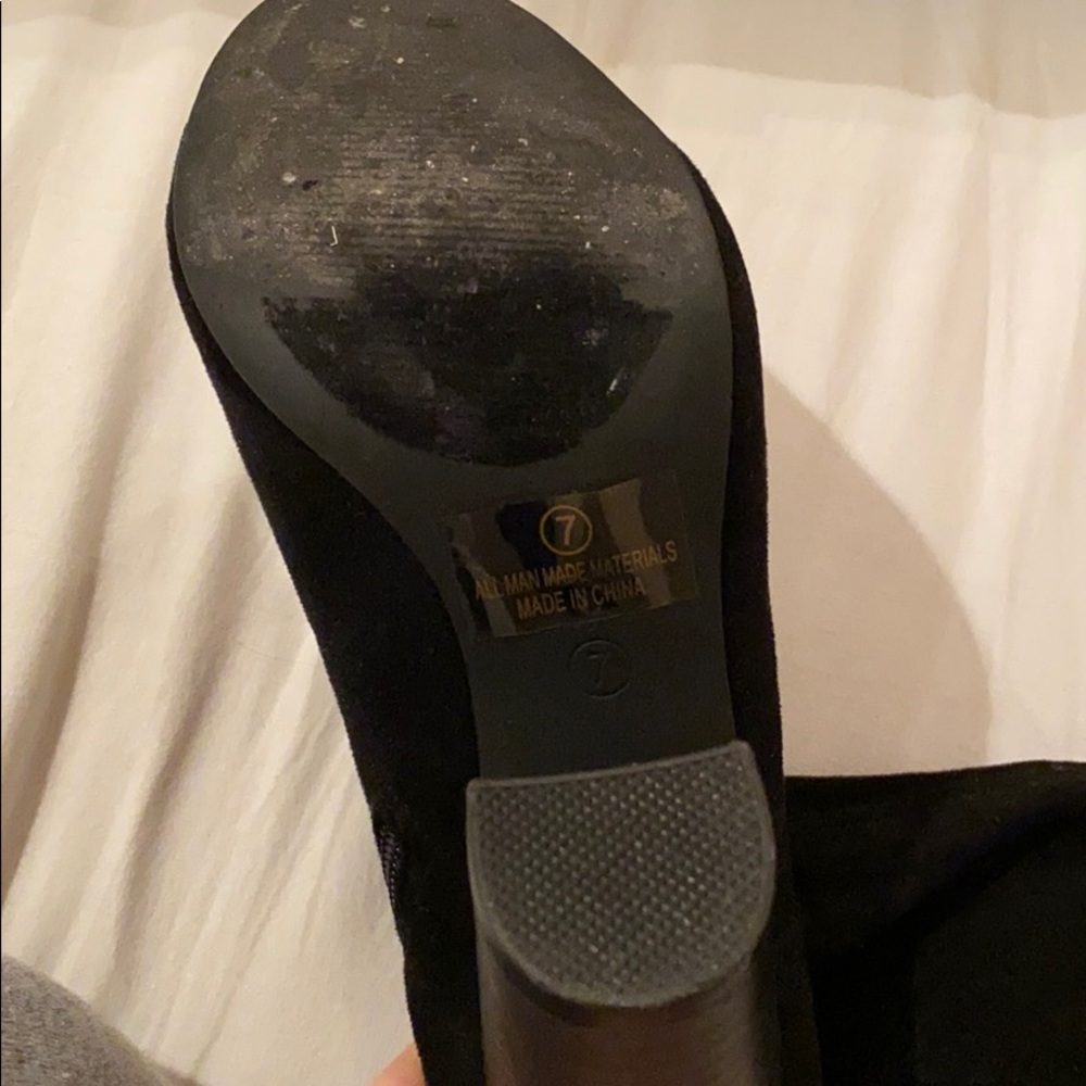 Shoes - Picture 3 of 3